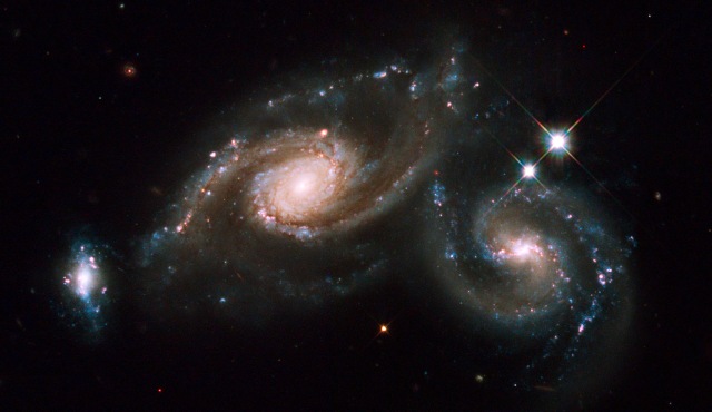 Imagen de dos galaxias espirales en Virgo. Crédito: NASA, ESA, M. Livio (STScI) and the Hubble Heritage Team (STScI/AURA).